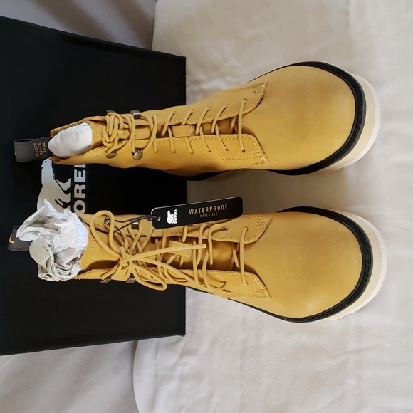 NEW Sorel Hi-Line Lace-Up Boots - Picture 5 of 13